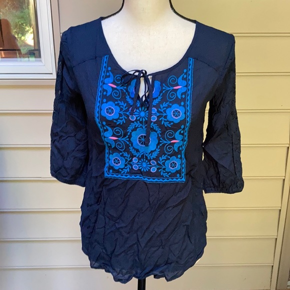 Mossimo Supply Co. Tops - Mossimo Embroidered Boho Top